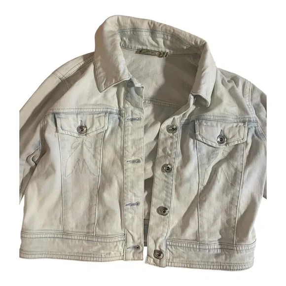 Women's Cream White Denim Jacket - Picture 5 of 10
